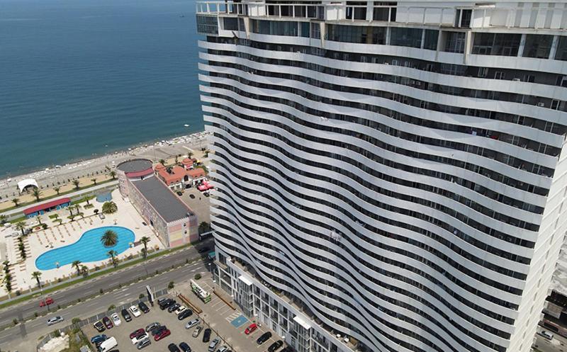 Dan Luxury Apartment Batumi Exteriör bild