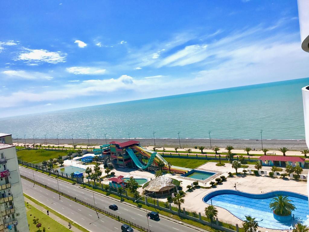 Dan Luxury Apartment Batumi Exteriör bild