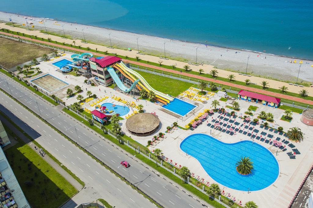 Dan Luxury Apartment Batumi Exteriör bild